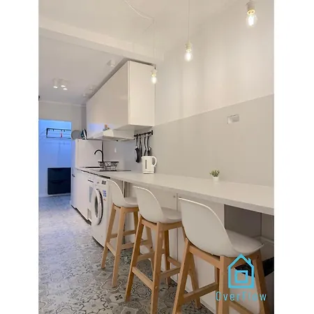 Privatunterkunft Giraffe 5 Min To Old Town *